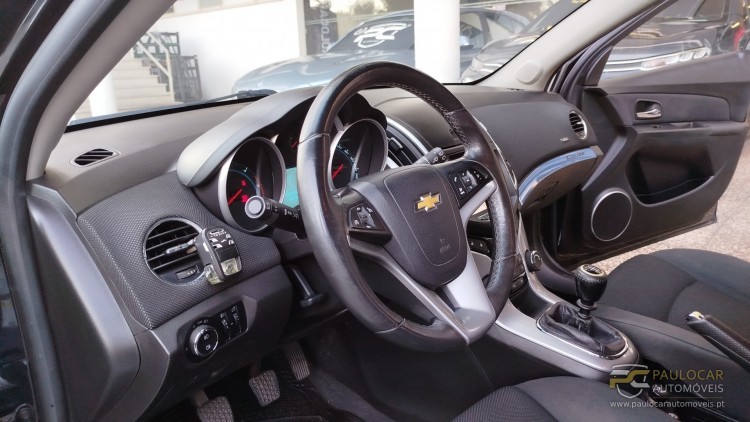 Chevrolet Cruze SW 1.7 VCDi LTZ