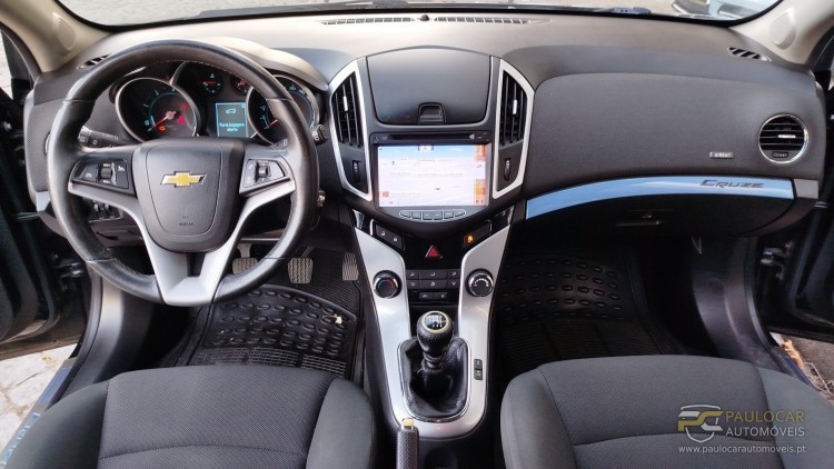 Chevrolet Cruze SW 1.7 VCDi LTZ