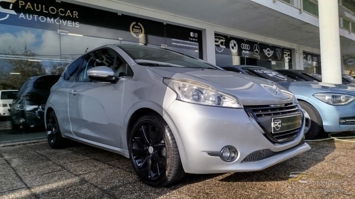 Peugeot 208 1.6 THP 156cv Feline