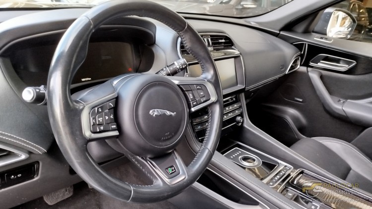 Jaguar F-Pace 2.0 iD4 R-Sport AWD Auto