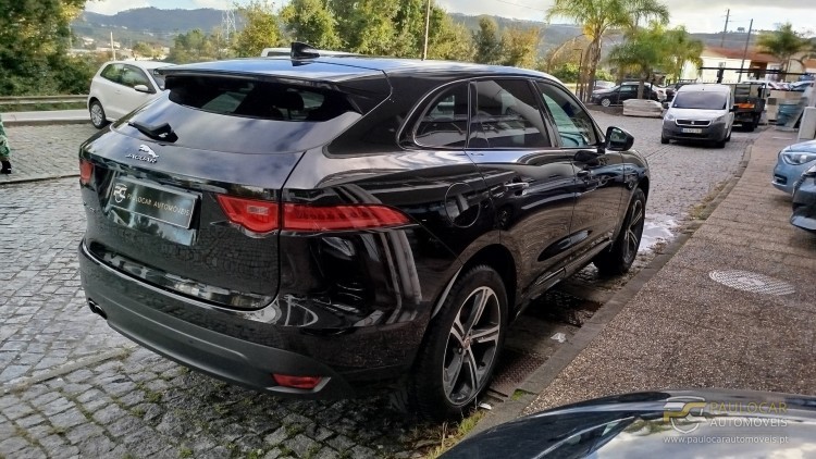 Jaguar F-Pace 2.0 iD4 R-Sport AWD Auto