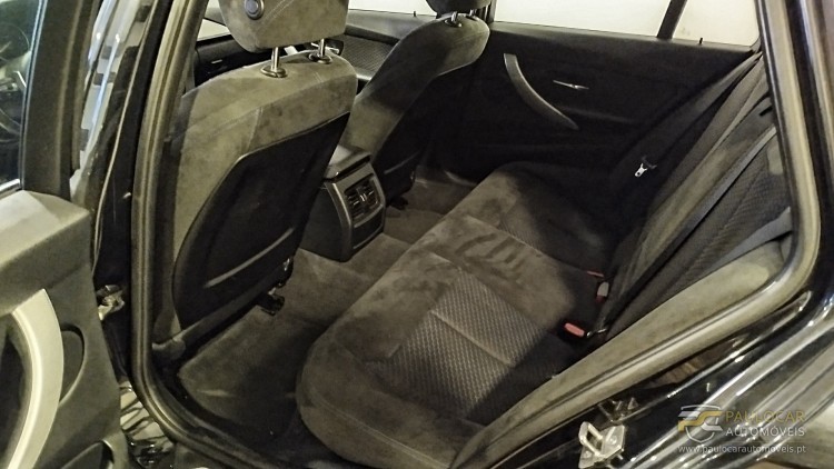 BMW S&eacute;rie 3 - 316 i Touring Pack M