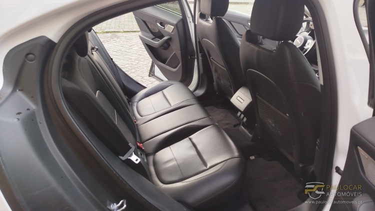 Jaguar I-Pace EV400 AWD