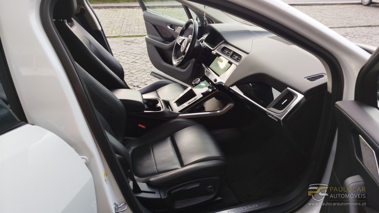 Jaguar I-Pace EV400 AWD