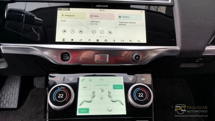 Jaguar I-Pace EV400 AWD