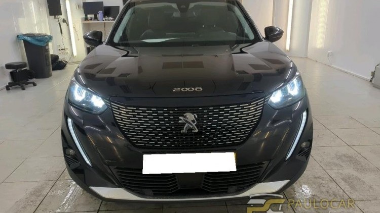 Peugeot 2008 PureTech 130 Allure