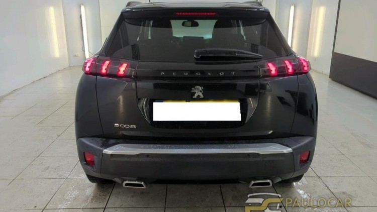 Peugeot 2008 PureTech 130 Allure