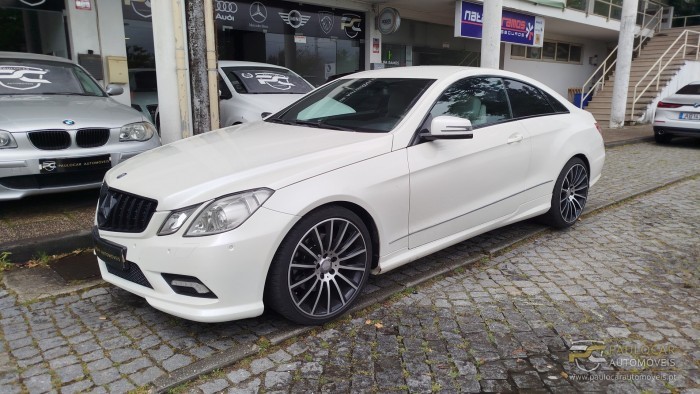 Mercedes-Benz Classe E 250 CDI Coup&eacute; AMG Line