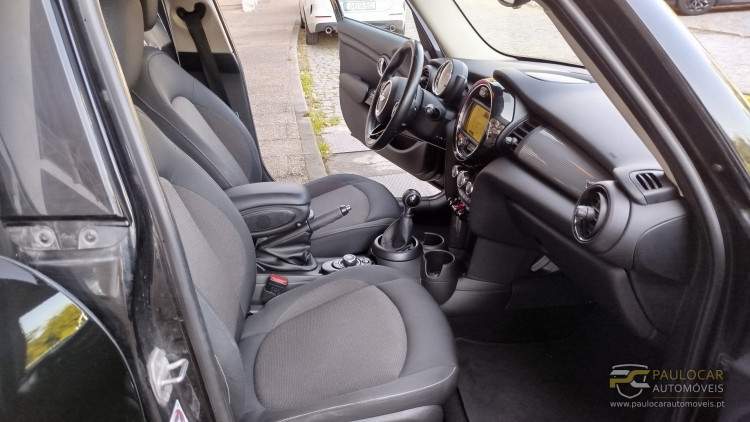 Mini Cooper 5 Portas 1.5