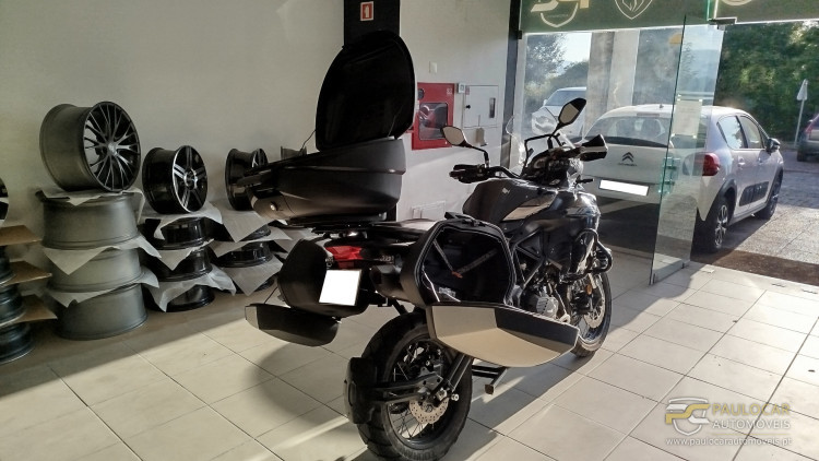 Benelli 500 TRK 502 X